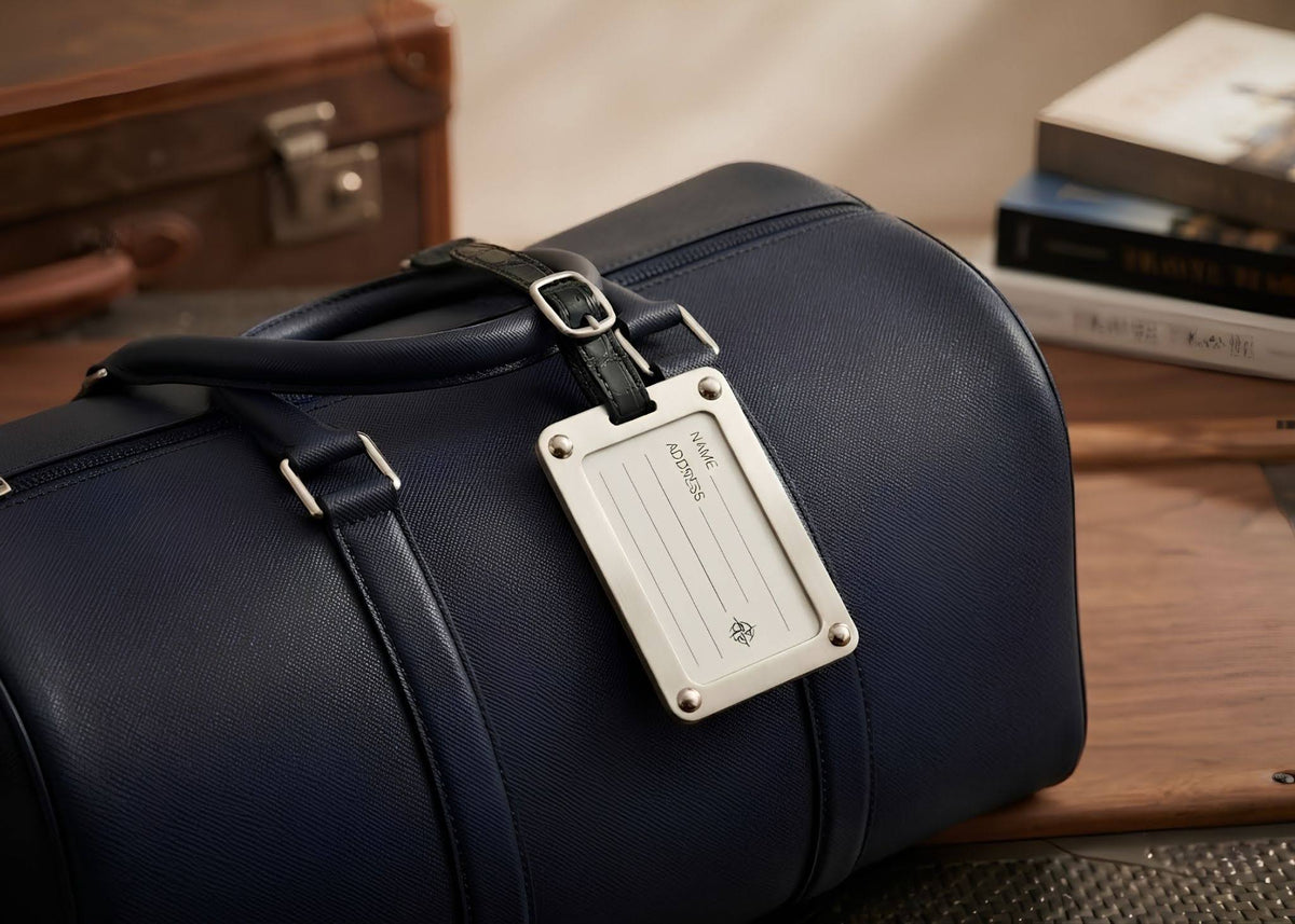 Metal Luggage Tags Vs Standard Leather Tags: Durability Comparison